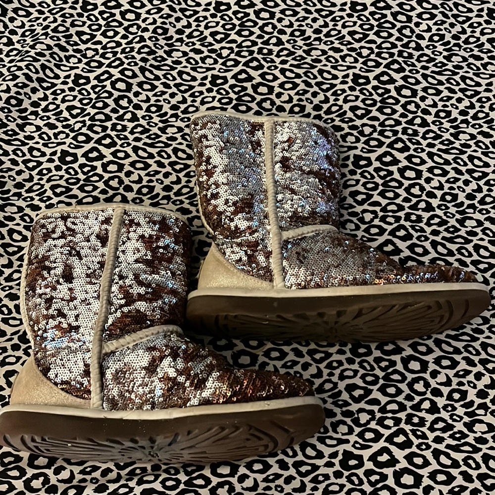 UGG boots fur on the inside. sequins change color on how they are flipped.